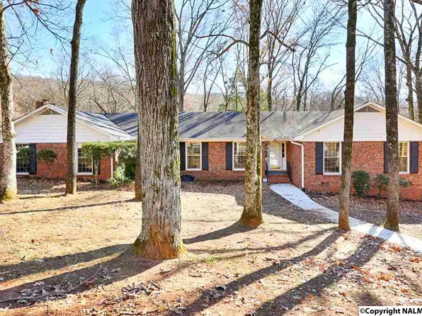 1704 Drake Ave SE, Huntsville, AL 35802