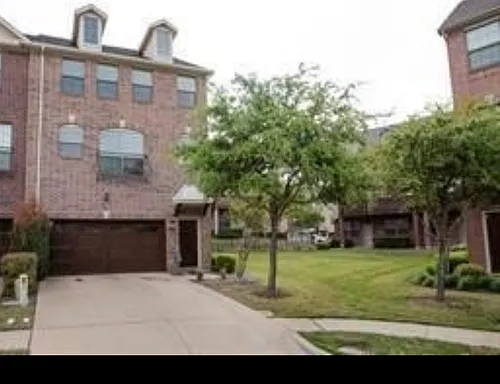 1421 Fox Run Dr Photo 1