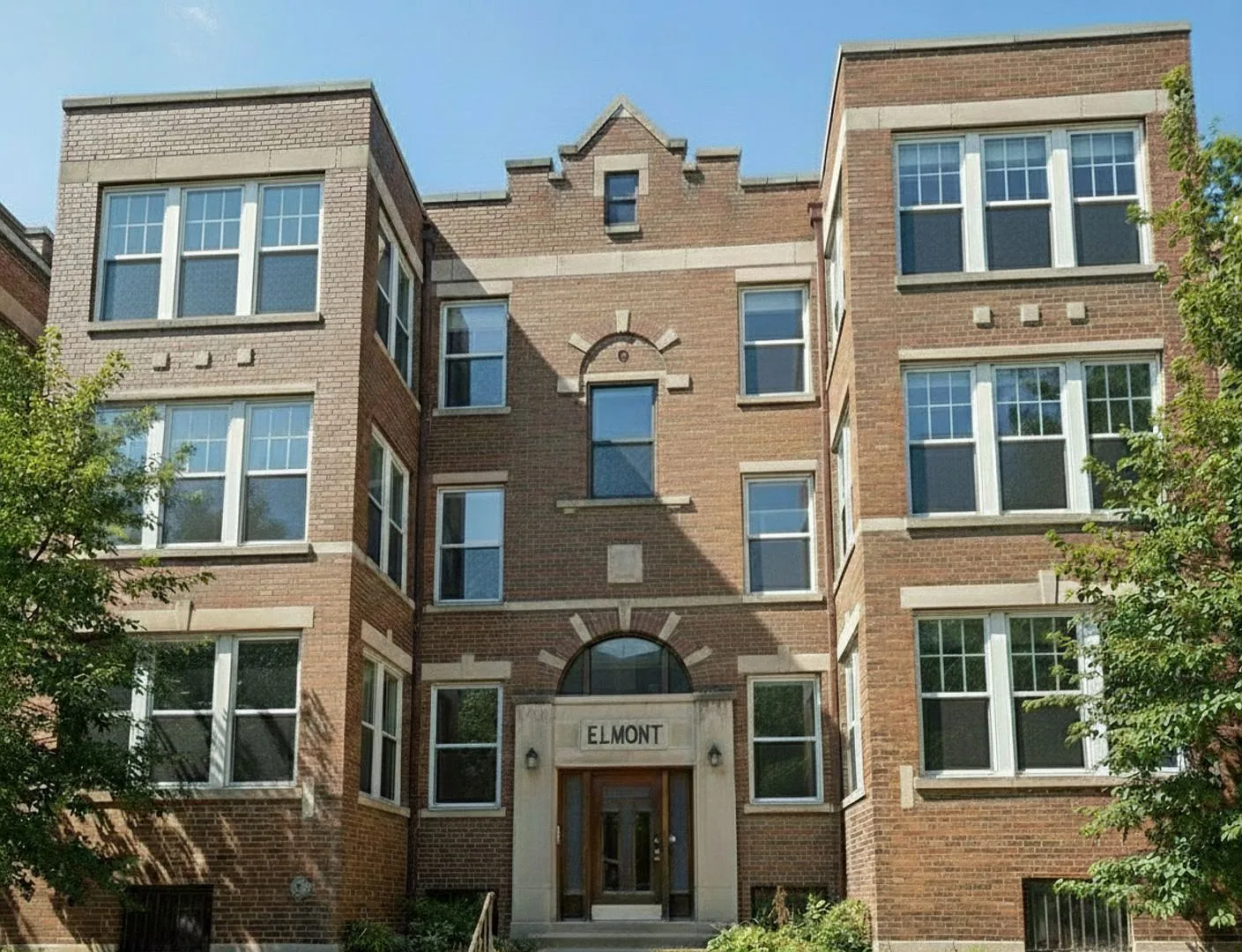 Beautiful 3 Bedroom 2 Bath Unit Available for Rent — Photo 1