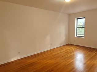 11716 165th St #4, Jamaica, NY 11434