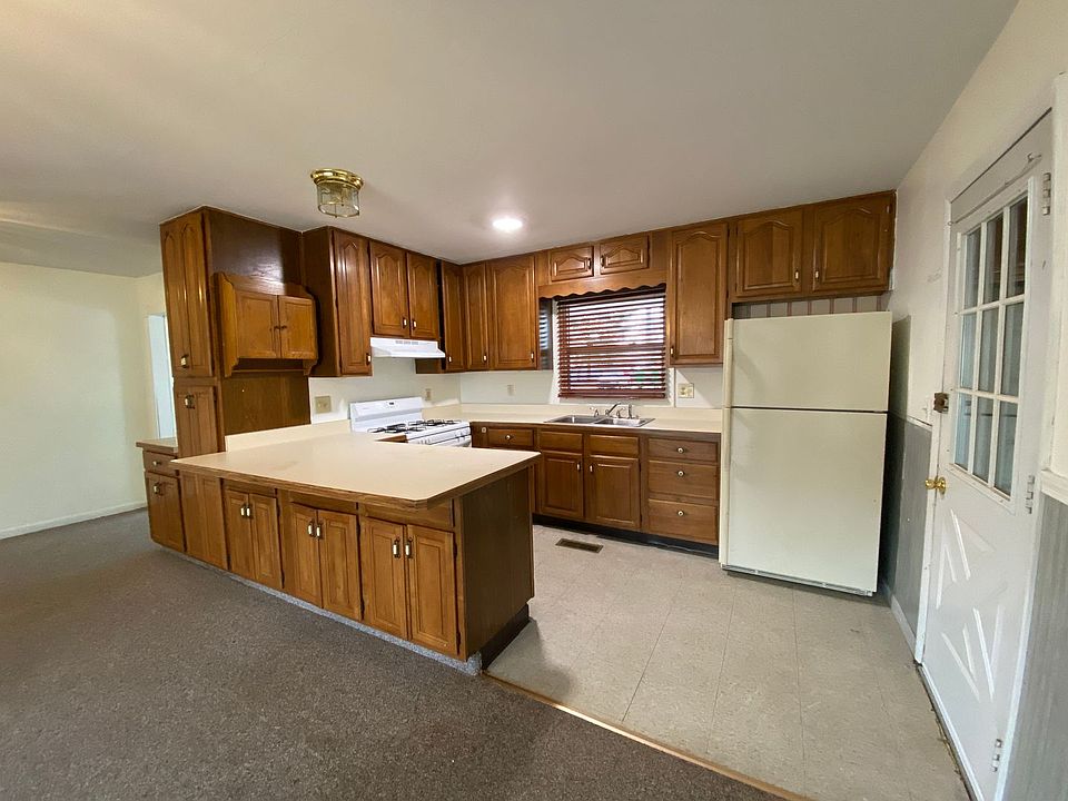 1st image of 23829 Nora St