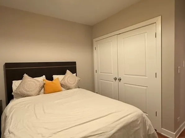 2319 W Wabansia Ave APT 2, Chicago, IL 60647