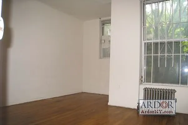 Rented by ArdorNY | media 17