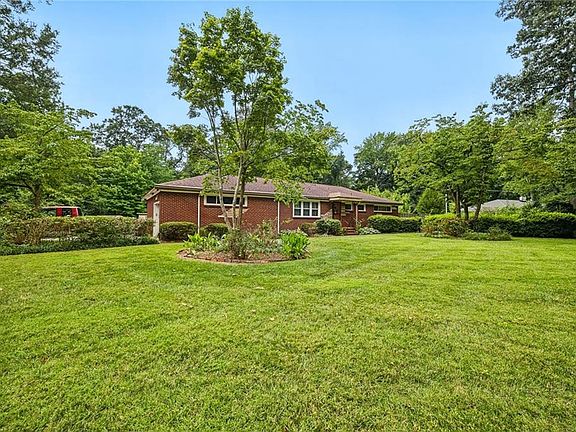 2nd image of 5501 Gara Rd