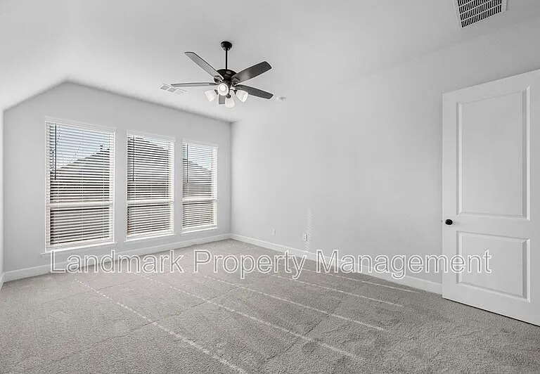 1822 Buckeye Ln — Photo 37