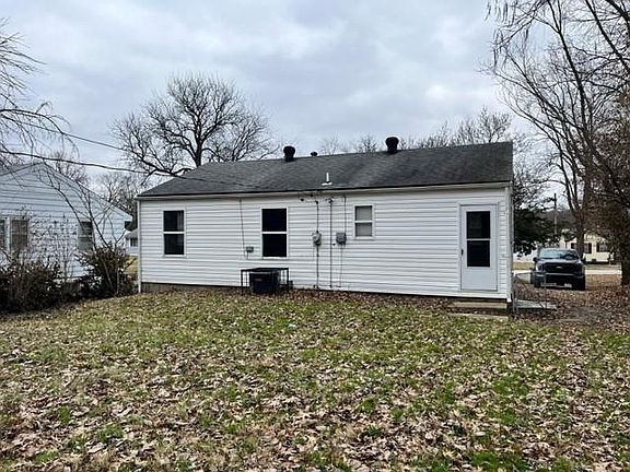 3rd image of 1809 Ferguson Ave