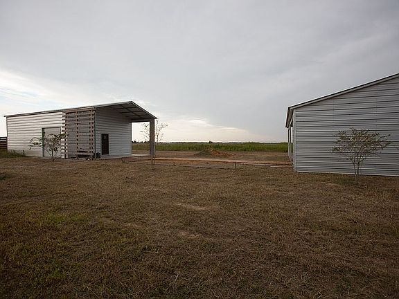 3rd image of 3910 Hwy. 65