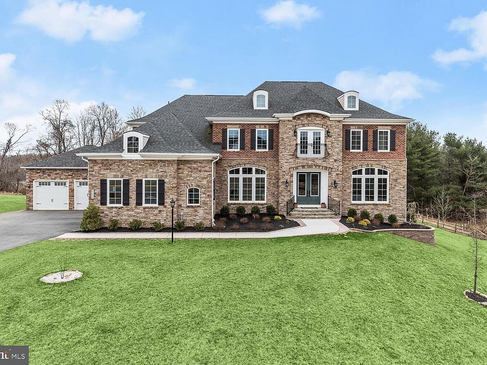 1st image of 5039 Gaithers Chance Dr