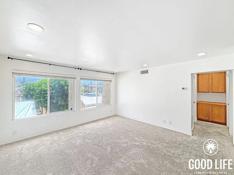 2 bed, 1.5 bath, 814 sqft, $2,150 — Photo 3