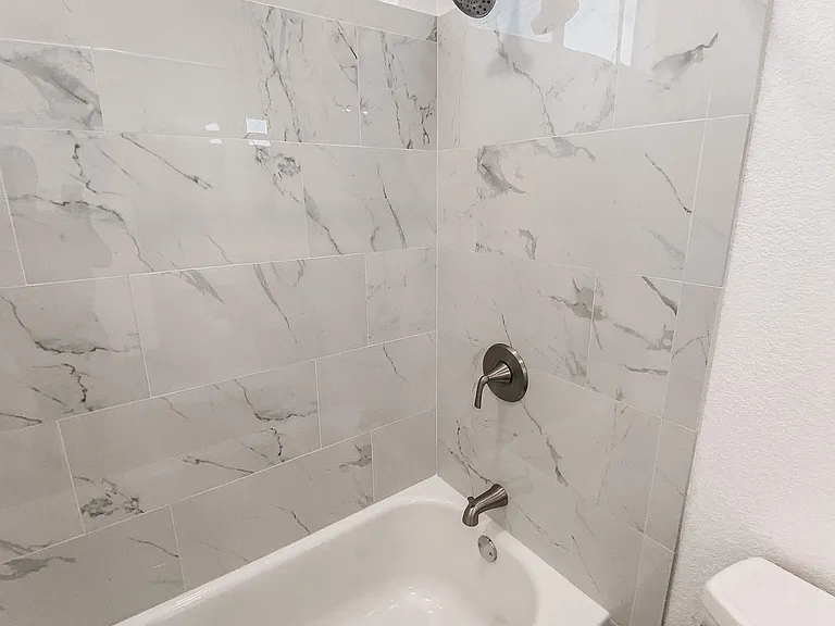 4431 Plaza Vis #D — Photo 24