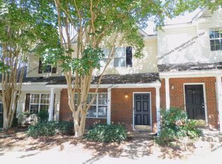 18 Raelans Cir, Greensboro, NC 27407