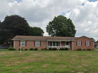 1130 Southcrest Dr, Akron, OH 44319