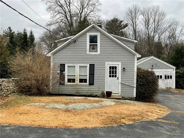 922-924 Plainfield Pike, Scituate, RI 02857