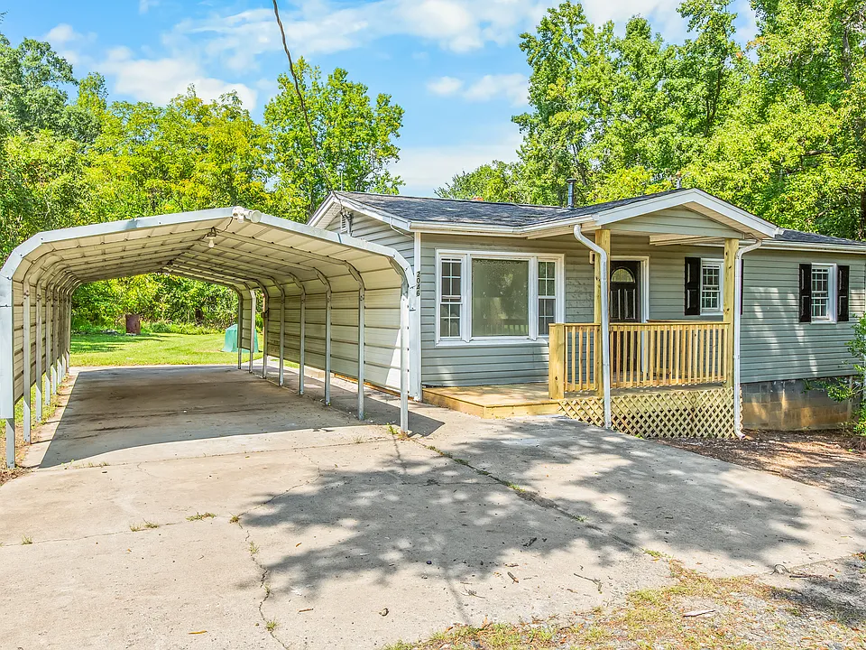 2046 Bishop Rd