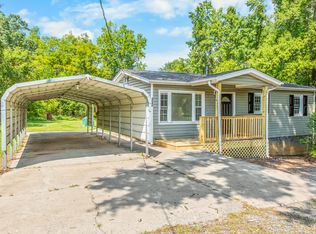 2046 Bishop Rd, Greensboro, NC 27406