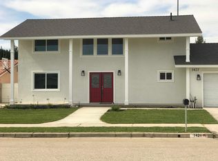 1421 Dinsmore St, Simi Valley, CA 93065