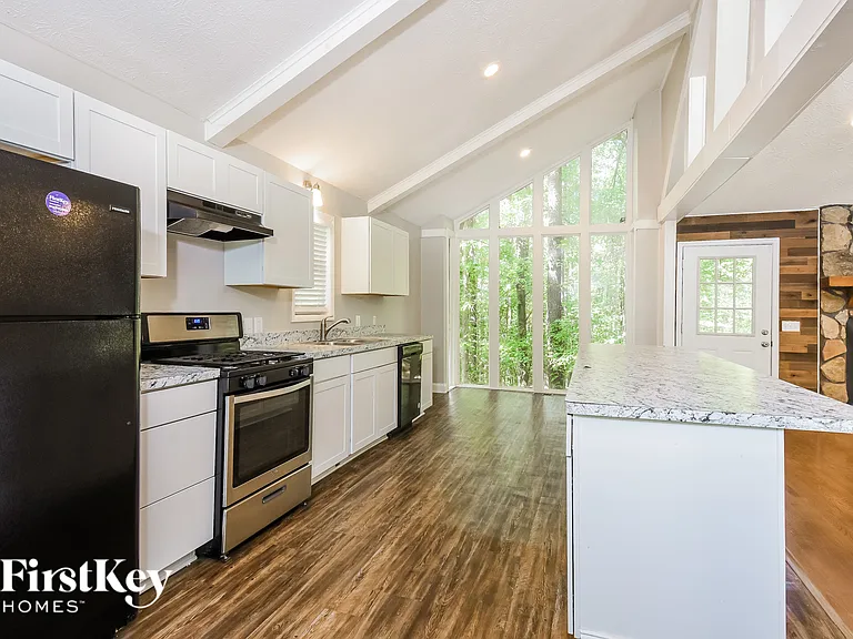756 Cedar Creek Way — Photo 5