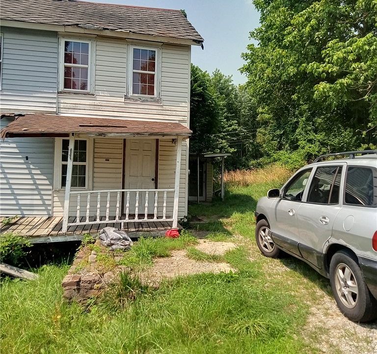 1st image of 306 1st St