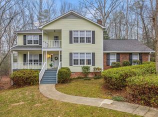 404 Holly Tree Ln, Simpsonville, SC 29681
