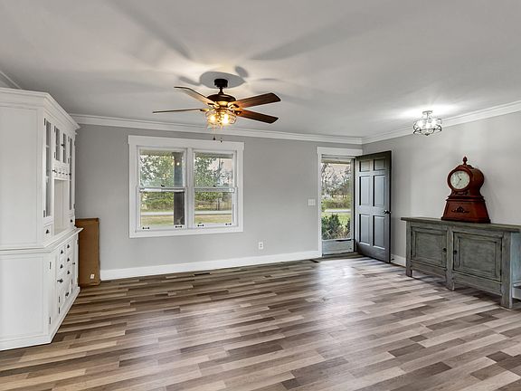 4th image of 1261 Harrison Rd