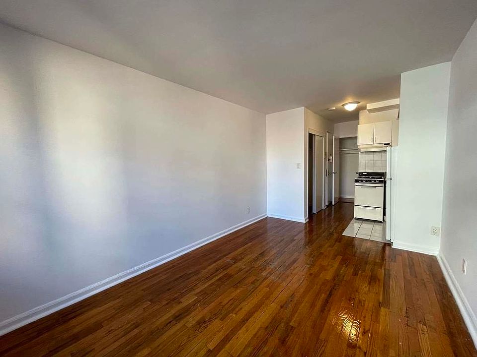 1st image of 319 W 22nd St APT 5B