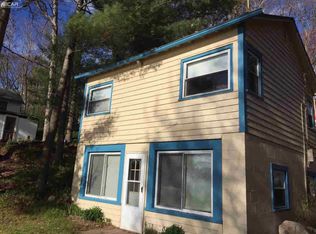 1205 Lakeshore Dr, Columbiaville, MI 48421