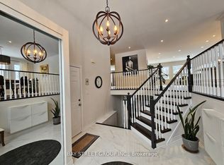469 Ramblewood Dr, Wasaga Beach, ON L9Z1P6