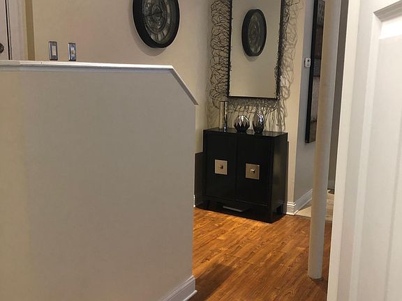 2nd image of 6152 N Ravenswood Ave APT 1