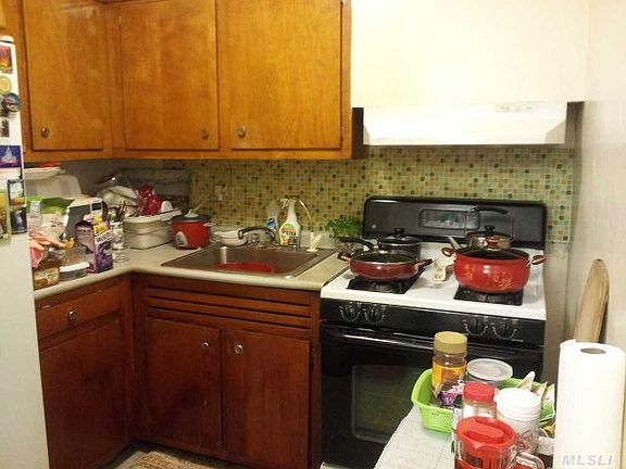 4th image of 3420 Parsons Blvd APT 3L