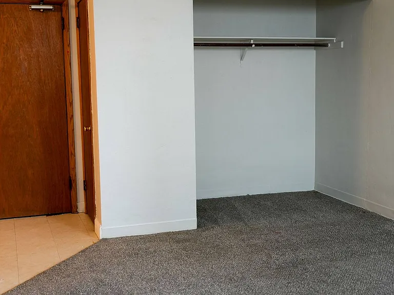 6345 Lyndale Ave S — Photo 40