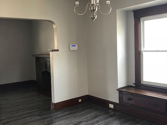 4th image of 3829 Dawning Ave
