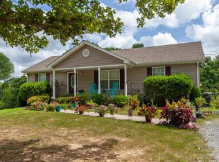 3406 Bowker Rd, Charlotte, TN 37036