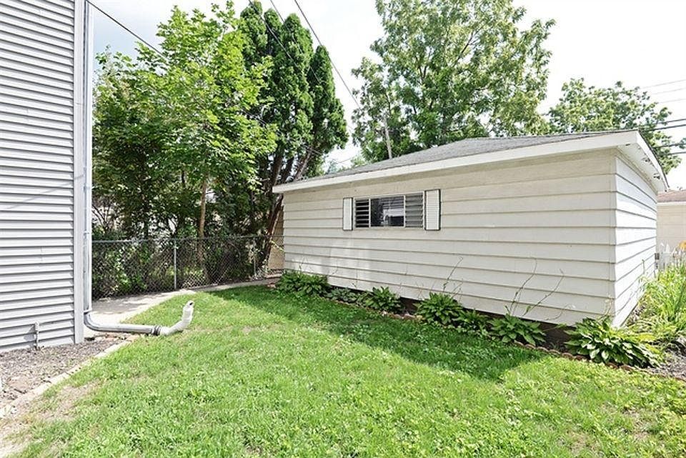 Backyard/Garage