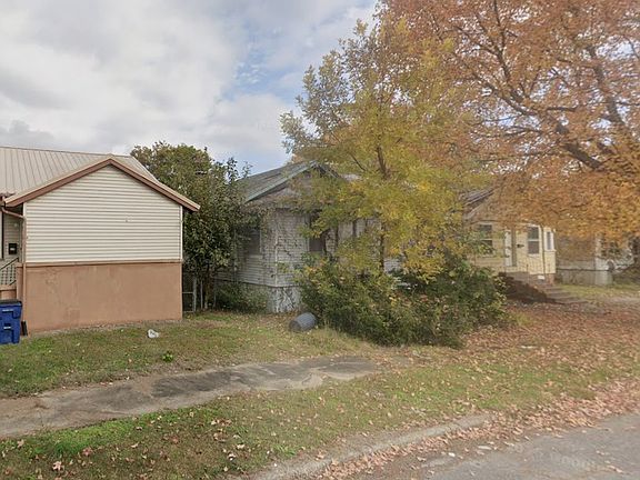 3rd image of 3712 Highland Ave