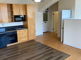 210 S 1st St #311, San Jose, CA 95113