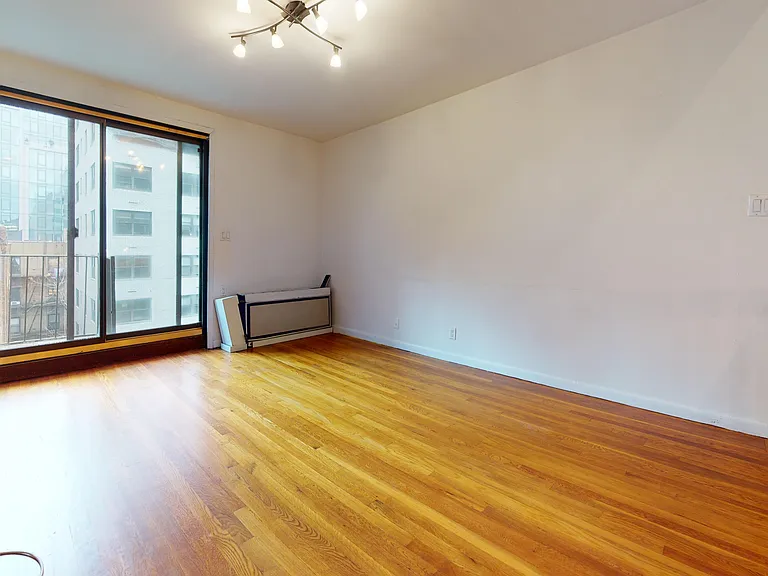 155 E 88th St #5F — Photo 9