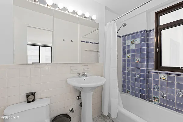 Sold by Corcoran | media 6