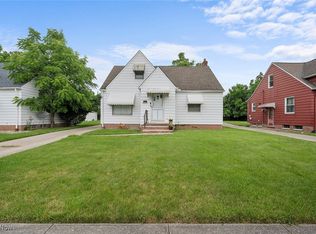 5197 Catherine St, Maple Heights, OH