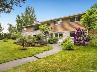 18203 60th Ave NE, Kenmore, WA 98028