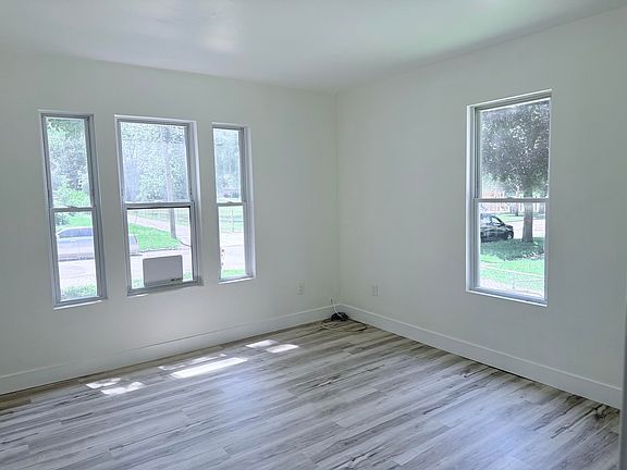 3rd image of 1500 Deyo St