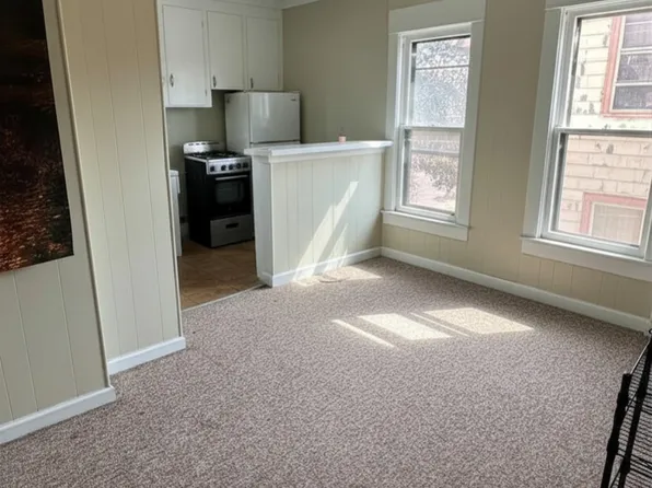 36 N West St #4, Akron, OH 44303