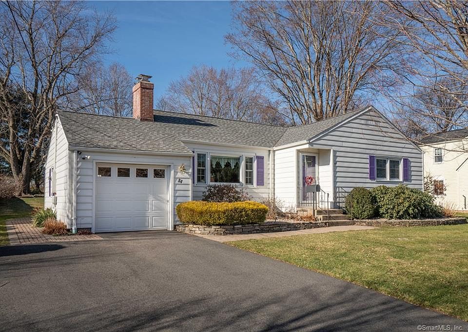 1st image of 54 Chapin Avenue