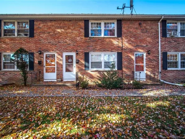 114 South Washington Street #23, Plainville, CT 06062