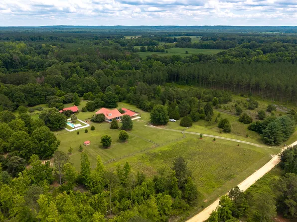 8095 Broom Factory Rd, Rembert, SC 29128