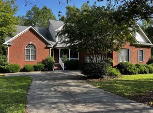 103 Jura Ct, New Bern, NC 28562