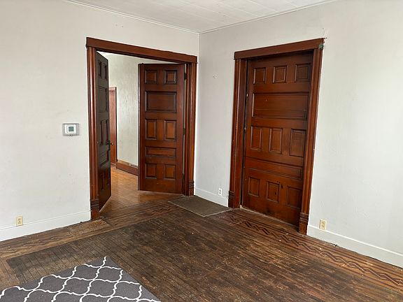 5th image of 109 N Washington St #A