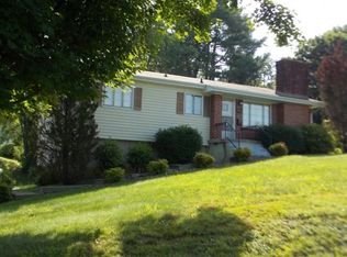 411 Cheyenne Rd, Bristol, VA 24201