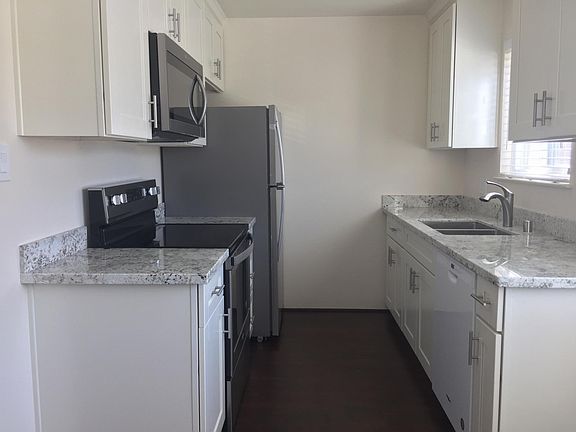 5th image of 221 N Ellsworth Ave