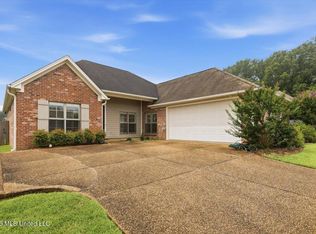 104 Carlyle, Brandon, MS 39042