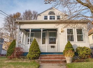 71 Strathmore Rd, Cranston, RI 02905